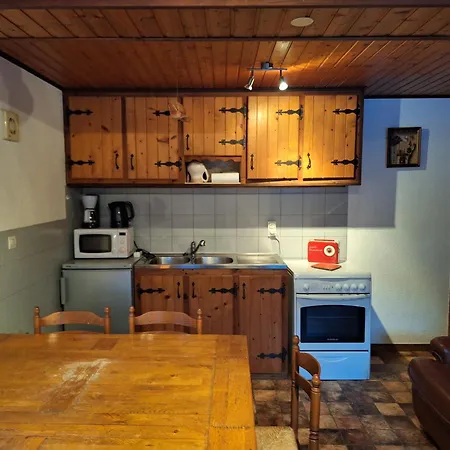 Apartman Au Calme Proche Stations De *